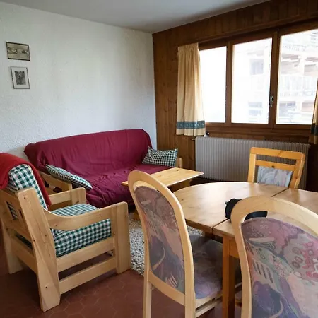 Central Garden Apartman